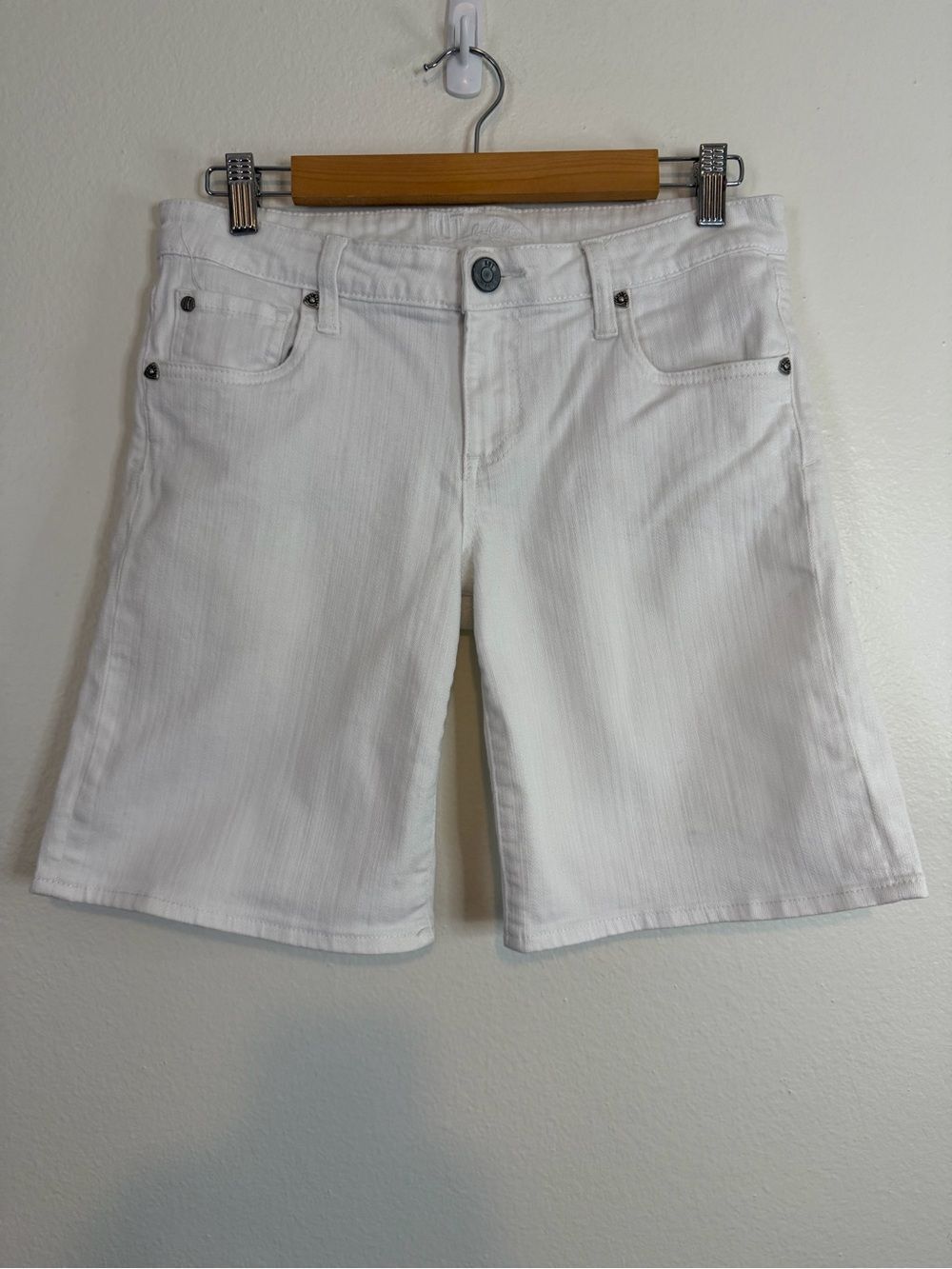 Kut From The Kloth Shorts Womens Denim Jean Bermuda Size 6 Stretch Blend Casual